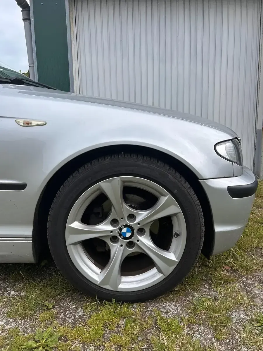 Gebraucht BMW 316 116 PS (85 kW) 2005 Silber Kombi