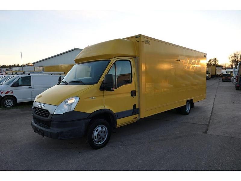 Gelb Gebraucht 2014 Iveco Daily Van | 15.827 € (Fairer Preis) - Bild 1/4