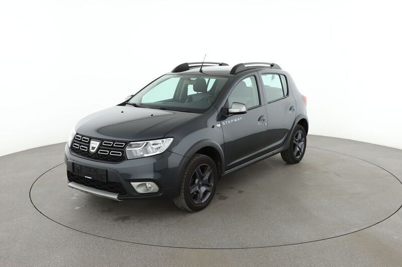 Grau Gebraucht 2019 Dacia Sandero Stepway Kleinwagen | 12.030 € (Teuer) - Bild 1/4