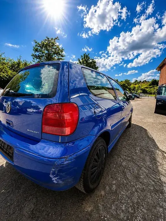 Gebraucht VW Polo Basis 60 PS (44 kW) 2000 Blau Limousine
