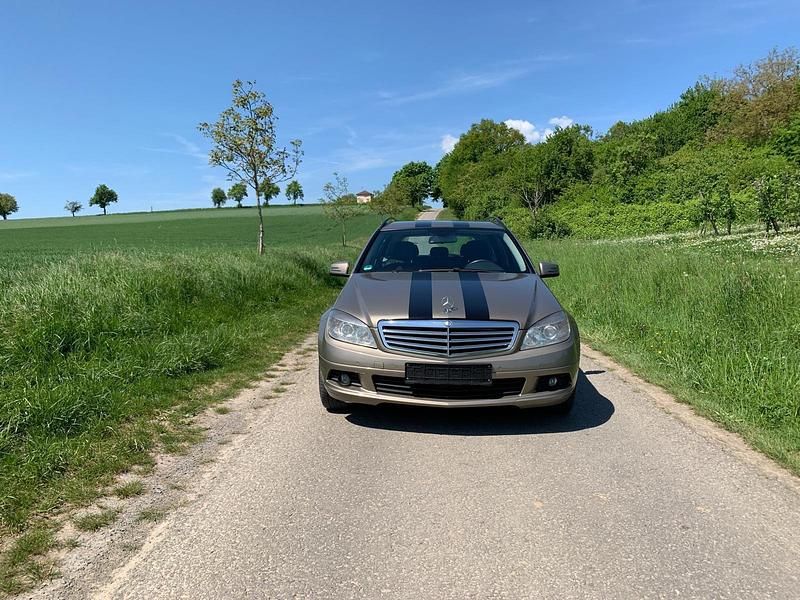 Gelb Gebraucht 2010 Mercedes C220 Kombi | 2.799 € - Bild 1/4