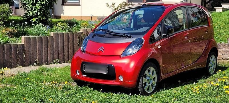 Rot Gebraucht 2018 Citroën C-zero Kleinwagen | 6.250 € (Fairer Preis) - Bild 1/2