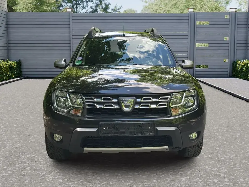 Gebraucht Dacia Duster Celebration 125 PS (91 kW) 2015 Schwarz SUV