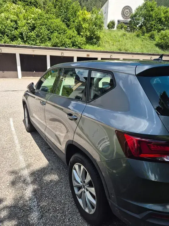 Gebraucht Seat Ateca 4Drive 150 PS (110 kW) 2023 Silber SUV