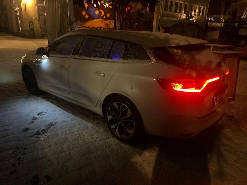 Weiß Gebraucht 2019 Renault Mégane GrandTour Bose Edition Kombi | 11.400 € (Superpreis) - Bild 1/4