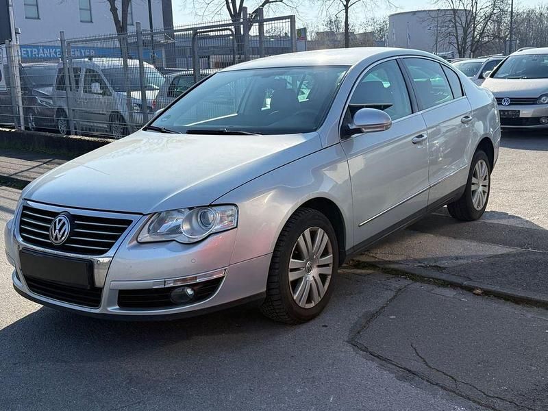 Gebraucht VW Passat Highline 140 PS (102 kW) 2008 Silber Limousine