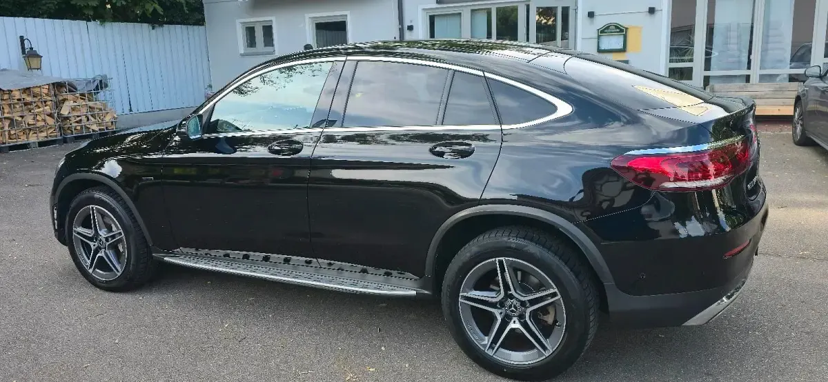 Gebraucht Mercedes GLC300 306 PS (225 kW) 2020 SUV