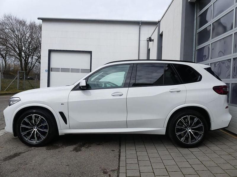 Gebraucht BMW X5 M Sport 286 PS (210 kW) 2021 Weiß SUV