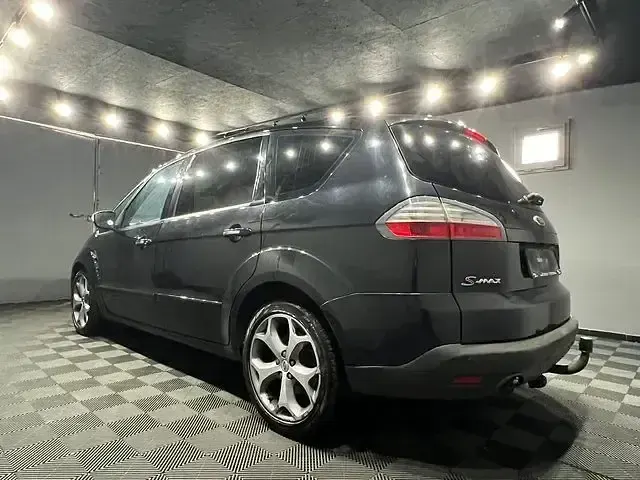 Używany Ford S-MAX Titanium 175 KM (128 kW) 2009 Czarny Minivan
