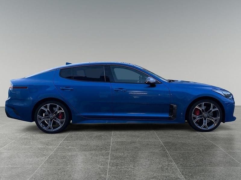 Gebraucht Kia Stinger GT 370 PS (272 kW) 2018 Micro blue Kleinwagen