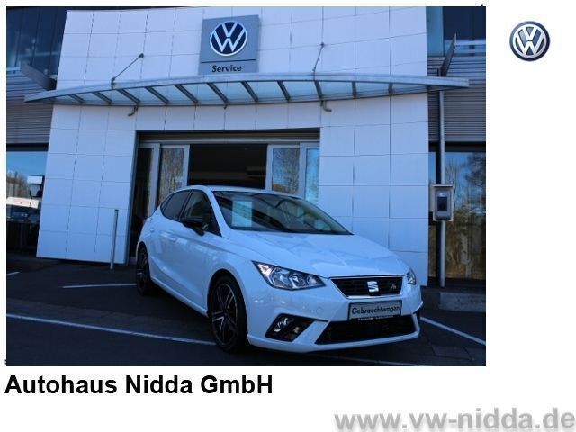 Weiß Gebraucht 2019 Seat Ibiza FR Limousine | 16.443 € (Fairer Preis) - Bild 1/4