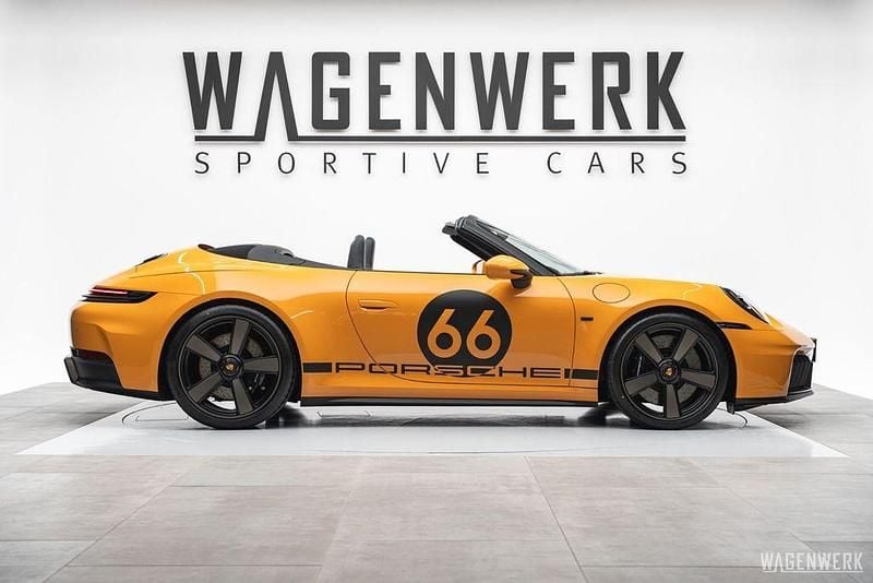 Neu Porsche 992 541 PS (397 kW) 2025 Gelb Cabrio