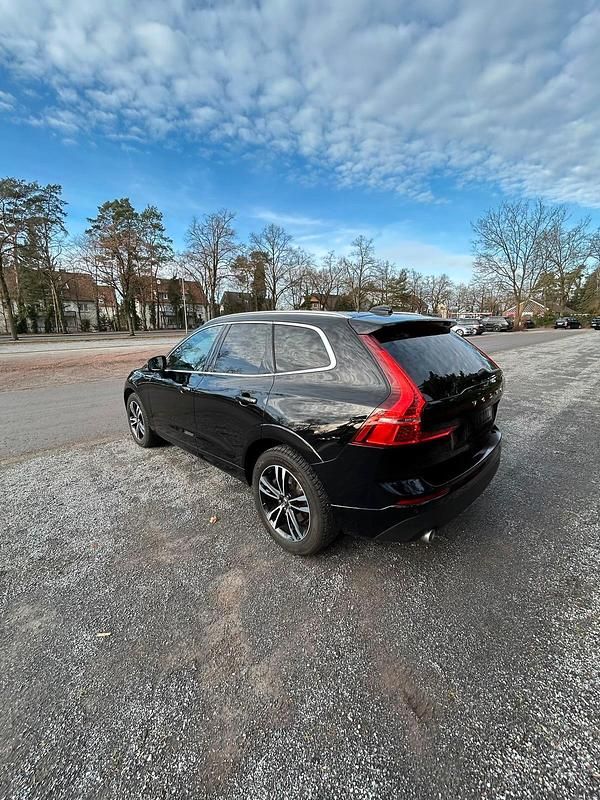 Gebraucht Volvo XC60 197 PS (144 kW) 2019 Schwarz SUV
