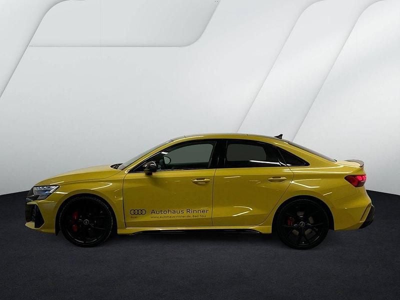 Gebraucht Audi RS3 Sport 400 PS (294 kW) 2026 Gelb Limousine