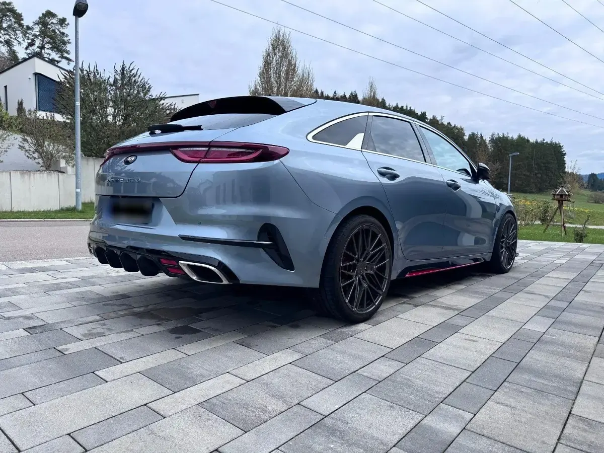 Gebraucht Kia ProCeed Plus 204 PS (150 kW) 2021 Silber Kombi