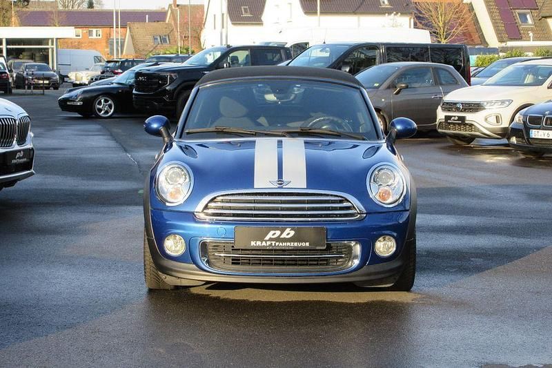 Gebraucht Mini Cooper Cabriolet 122 PS (89 kW) 2012 Lightning blue metallic Cabrio