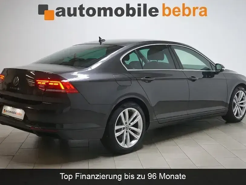 Gebraucht VW Passat R-line 200 PS (147 kW) 2021 Mangangrau Limousine