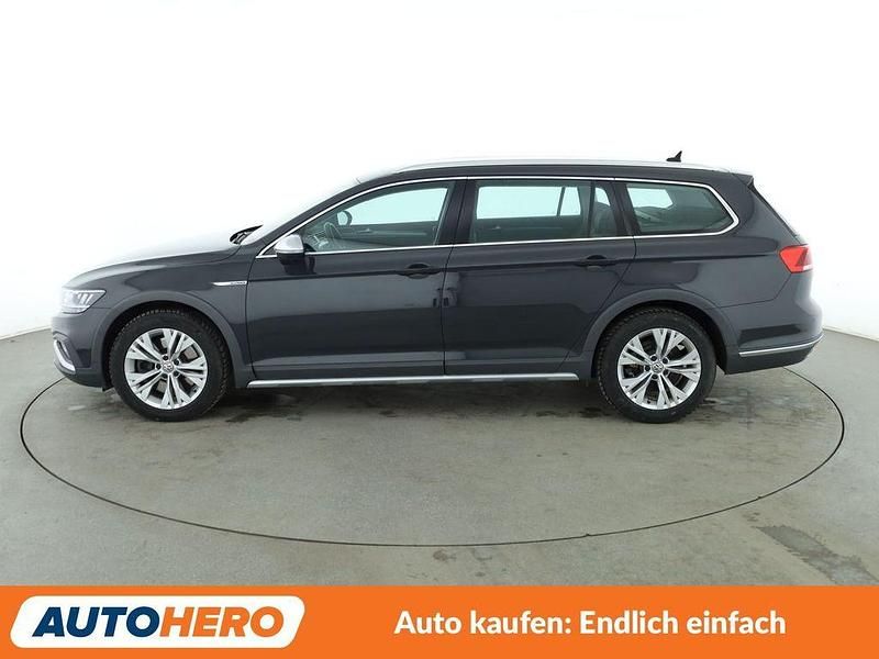 Gebraucht VW Passat Alltrack 239 PS (175 kW) 2020 Grau Kombi