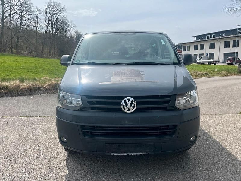 Gebraucht VW T5 179 PS (131 kW) 2013 Grau Van