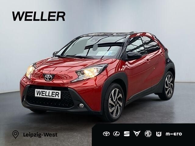 Gebraucht Toyota Aygo X Team 72 PS (52 kW) 2024 Rot SUV