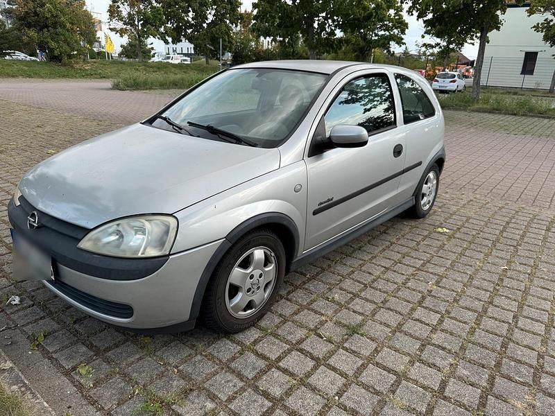 Silber Gebraucht 2001 Opel Corsa Kleinwagen | 550 € (Guter Preis) - Bild 1/4