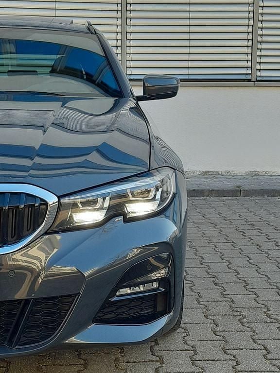 Gebraucht BMW 318 Performance 190 PS (139 kW) 2020 Dravitgrau Kombi