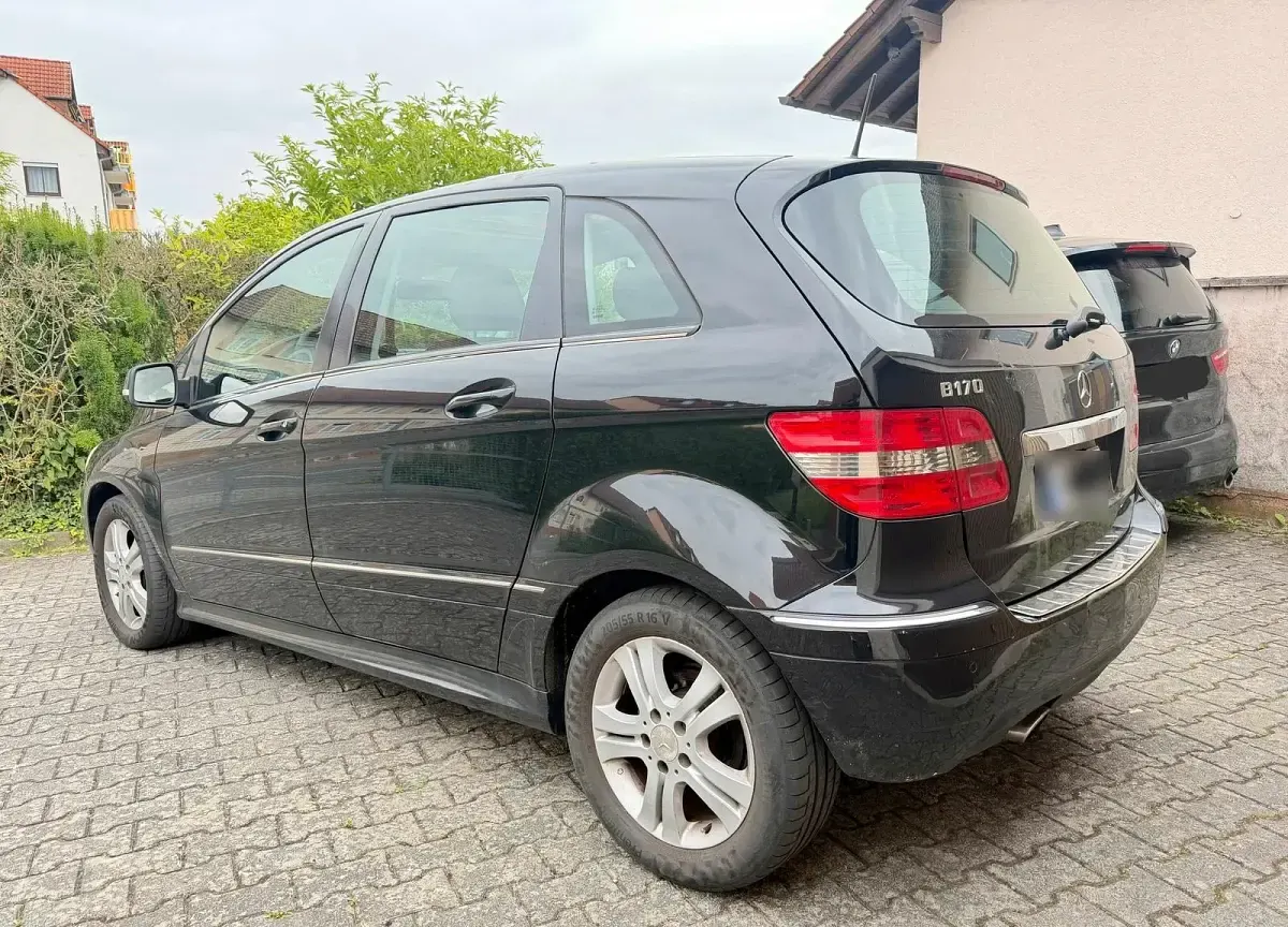 Gebraucht Mercedes B170 116 PS (85 kW) 2008 Schwarz Van / Kleinbus