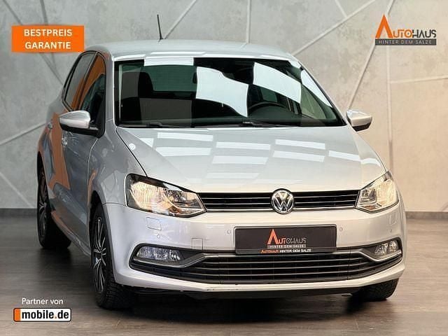 Silber Gebraucht 2016 VW Polo Allstar Limousine | 7.950 € (Fairer Preis) - Bild 1/4