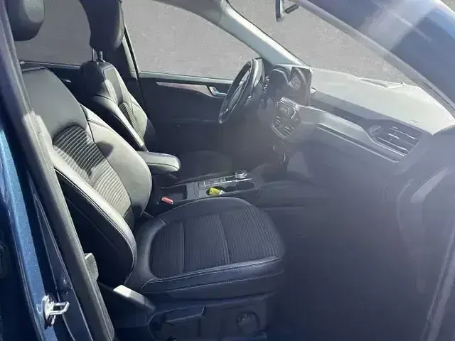 Używany Ford Kuga Titanium X 224 KM (164 kW) 2020 Niebieski SUV