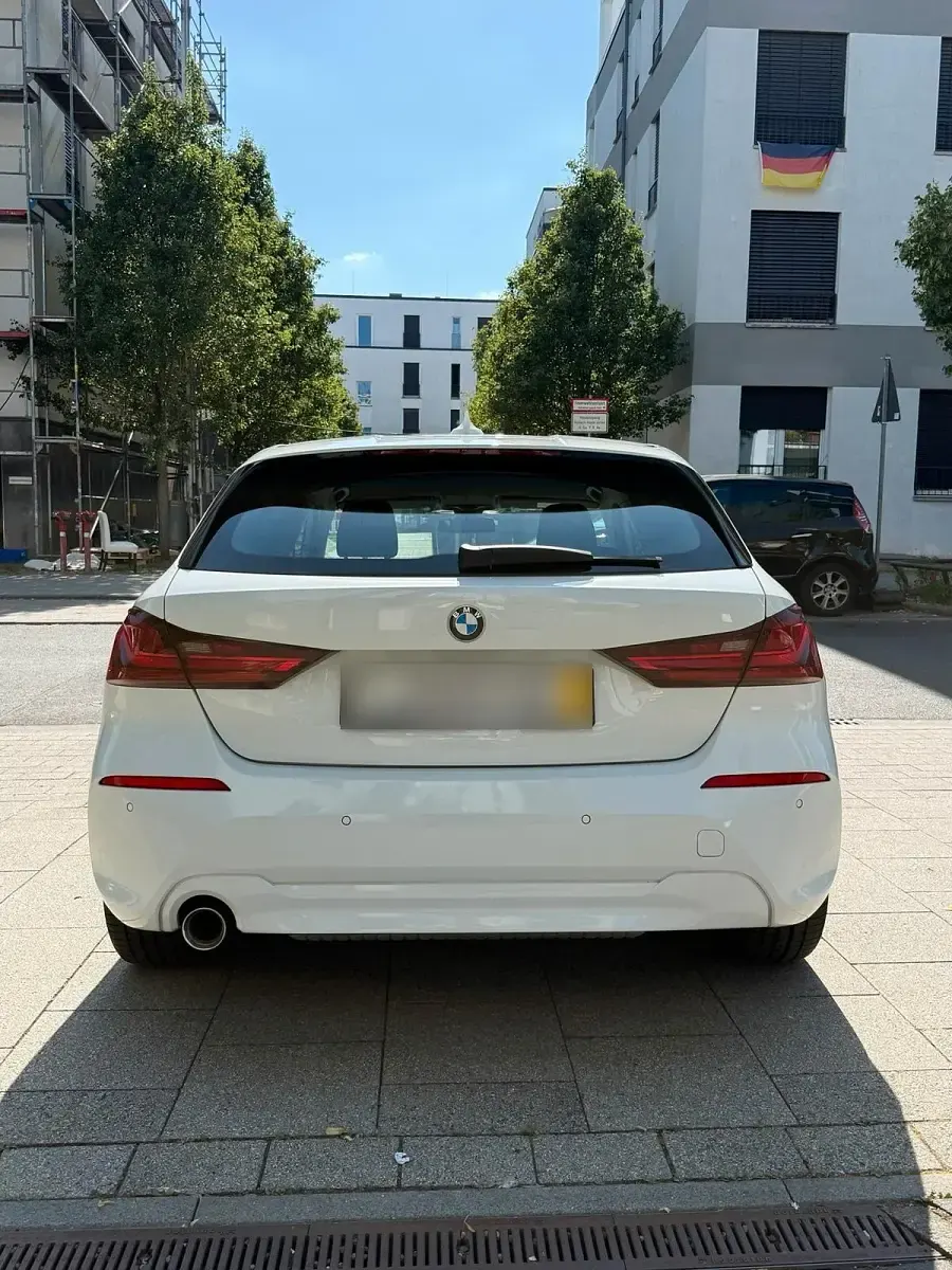 Gebraucht BMW 116 2021 Weiß Kleinwagen