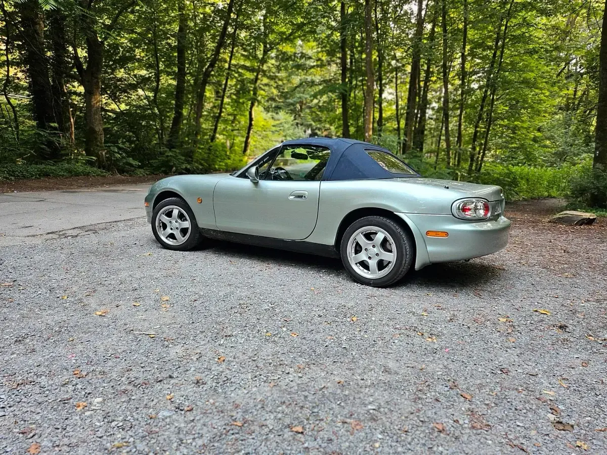 Gebraucht Mazda MX5 110 PS (80 kW) 2003 Silber Cabrio