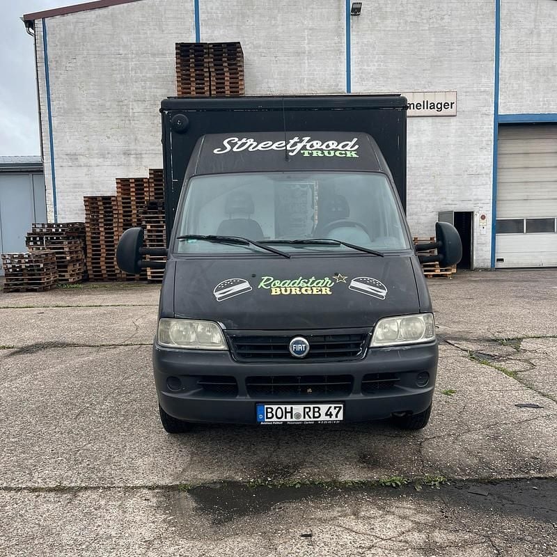 Schwarz Gebraucht 2003 Fiat Ducato Van | 14.989 € - Bild 1/4