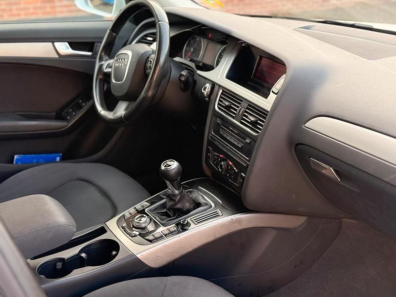 Gebraucht Audi A4 143 PS (105 kW) 2008 Weiß Kombi