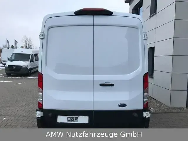 Gebraucht Ford Transit Trend 2022 Weiss Van