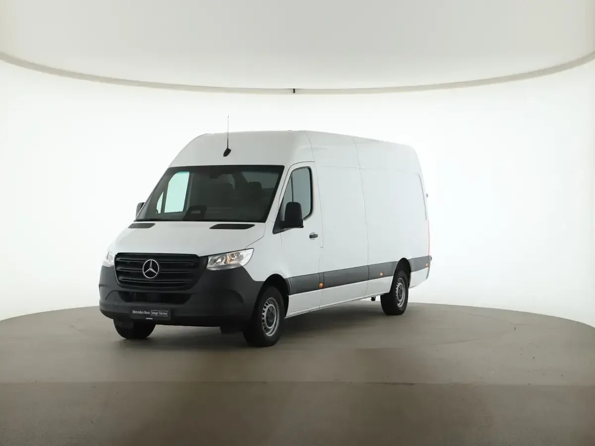 Gebraucht Mercedes Sprinter 170 PS (125 kW) 2025 Weiß Van
