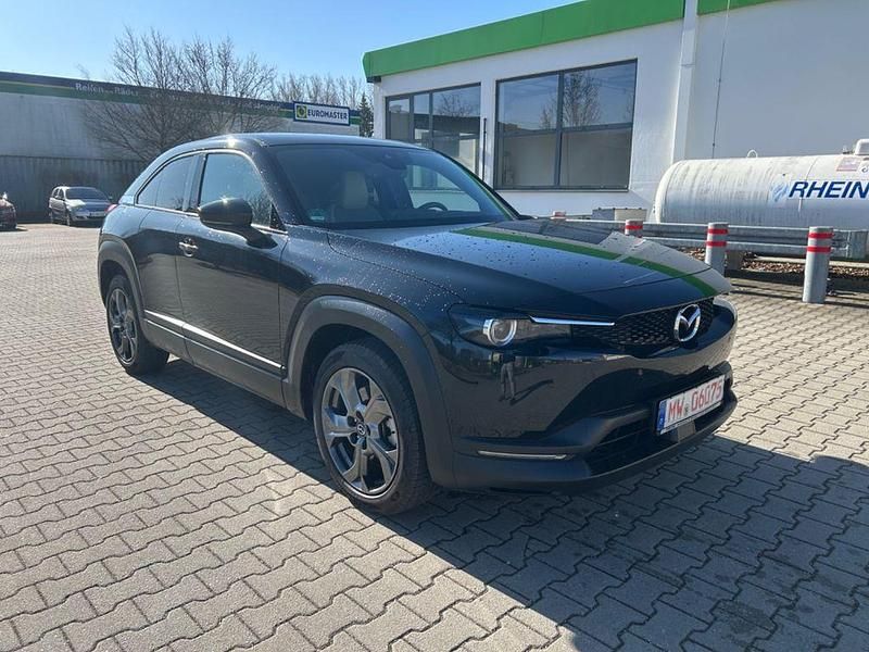 Jet black (metallic) Gebraucht 2020 Mazda MX30 Edition SUV | 13.990 € (Guter Preis) - Bild 1/4