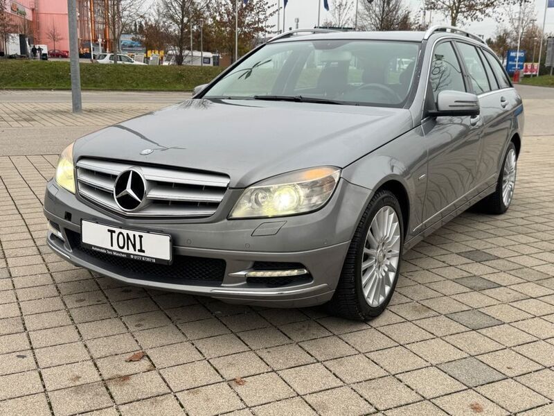 Silber Gebraucht 2010 Mercedes C250 Kombi | 6.900 € (Etwas zu teuer) - Bild 1/4