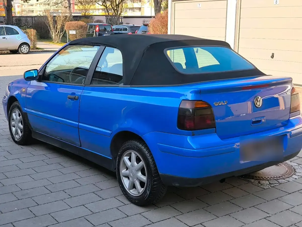Gebraucht VW Golf Karmann 101 PS (74 kW) 2001 Blau Cabrio