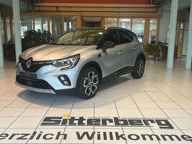 Silber Gebraucht 2022 Renault Captur Intens SUV | 18.900 € (Fairer Preis) - Bild 1/4