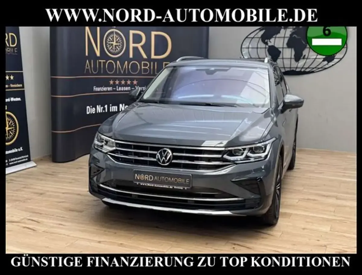 Gebraucht VW Tiguan Elegance 190 PS (139 kW) 2022 Delfingrau metallic (metallic) SUV