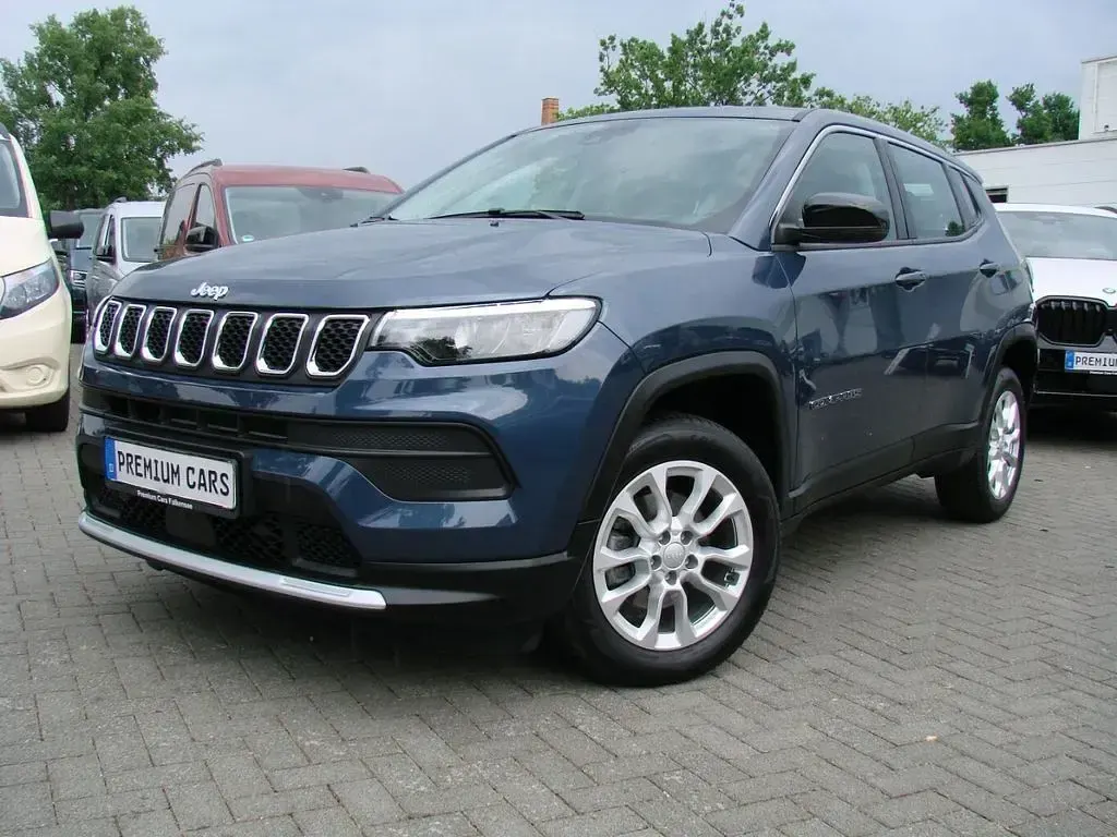 Gebraucht Jeep Compass Altitude 131 PS (96 kW) 2025 Blue shade SUV