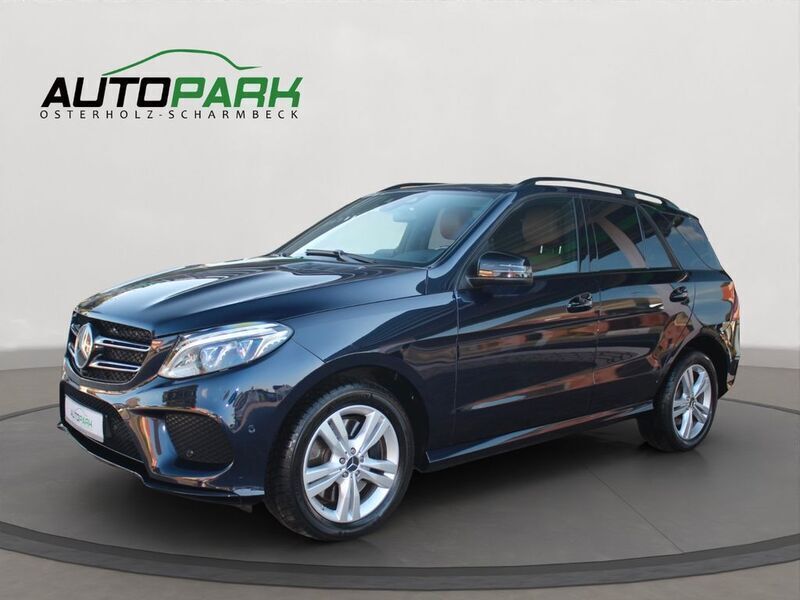 Blau Gebraucht 2015 Mercedes GLE500 AMG line SUV | 31.950 € (Etwas zu teuer) - Bild 1/4