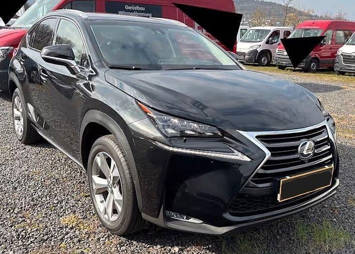 Gebraucht Lexus NX300h E-FOUR 155 PS (114 kW) 2016 Schwarz SUV