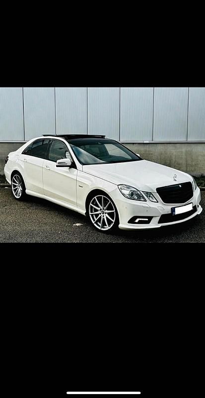 Gebraucht Mercedes E350 265 PS (194 kW) 2012 Weiß Limousine