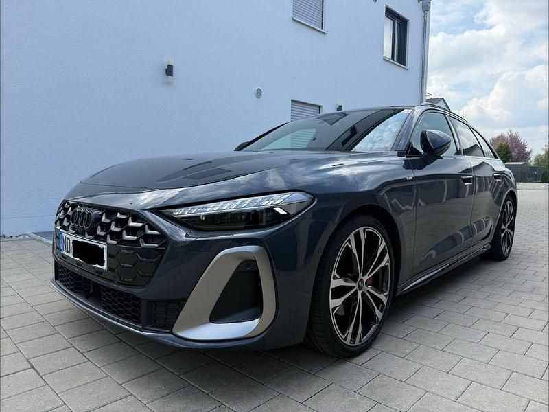 Gebraucht Audi A5 Edition .1 150 PS (110 kW) 2025 Grau Kombi