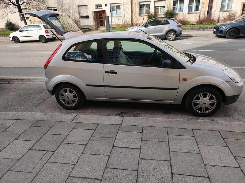 Gebraucht Ford Fiesta 2002 Kleinwagen