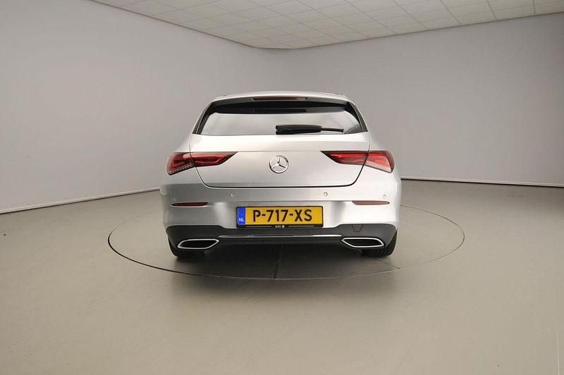 Gebraucht Mercedes CLA180 Shooting Brake Luxury 136 PS (100 kW) 2022 Grau Kombi