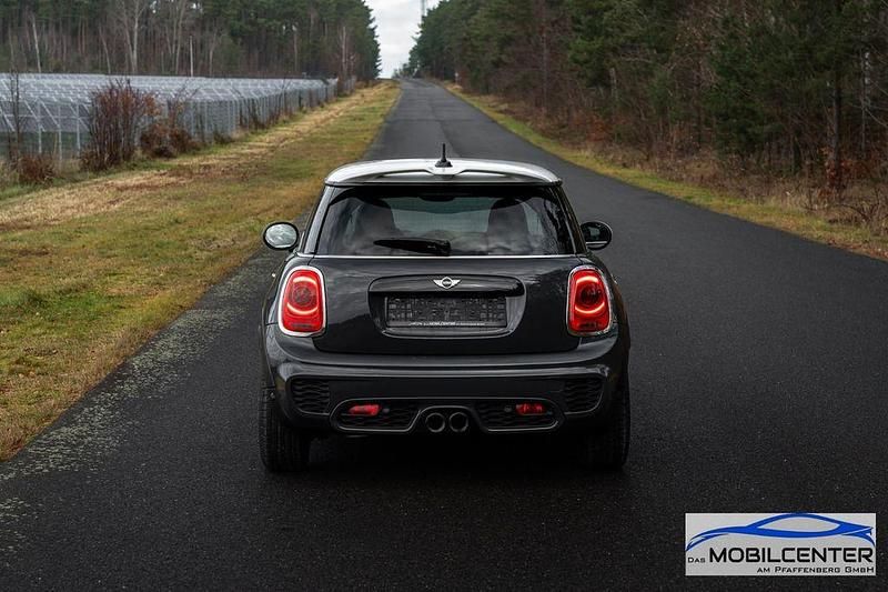 Gebraucht Mini John Cooper Works 231 PS (169 kW) 2016 Grau Kleinwagen