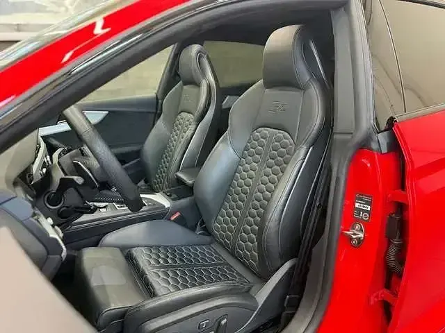 Gebraucht Audi RS5 Sport 450 PS (330 kW) 2019 Rot Limousine