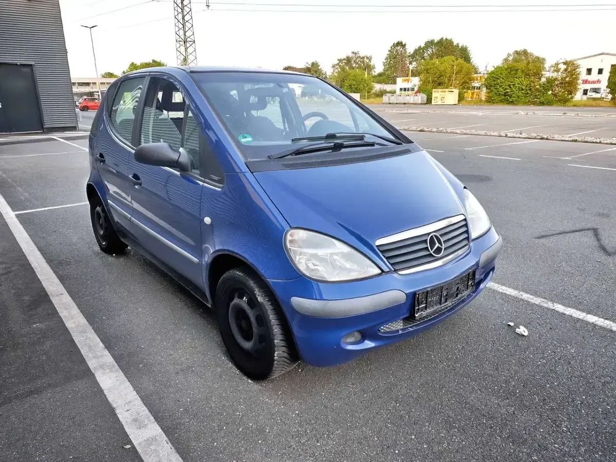 Gebraucht Mercedes A140 Classic 82 PS (60 kW) 2001 Blau Limousine